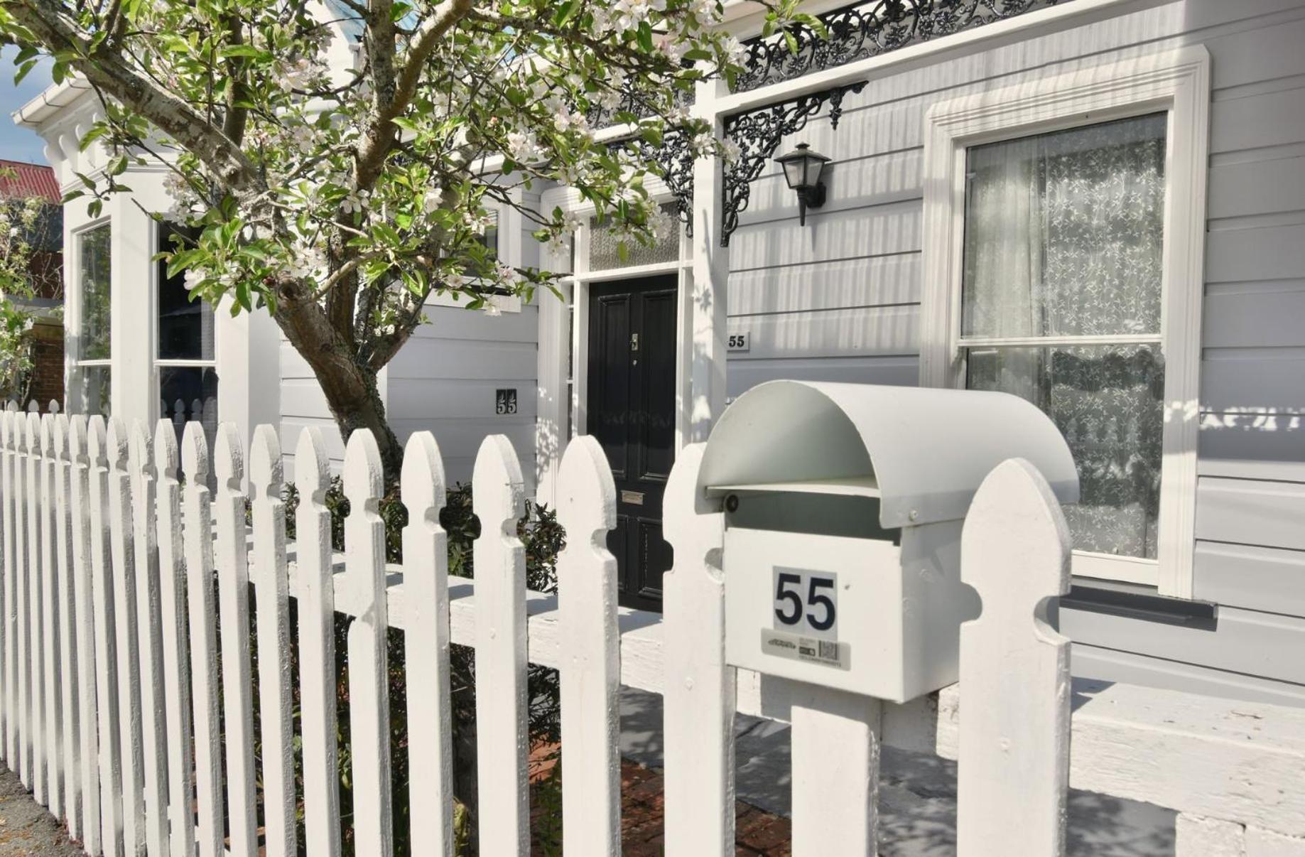 In Dunedin'S Heart, Full House, Full Sun, Full Chill, Why Stay At A Hotel When You Can Afford An Entire House Exterior foto